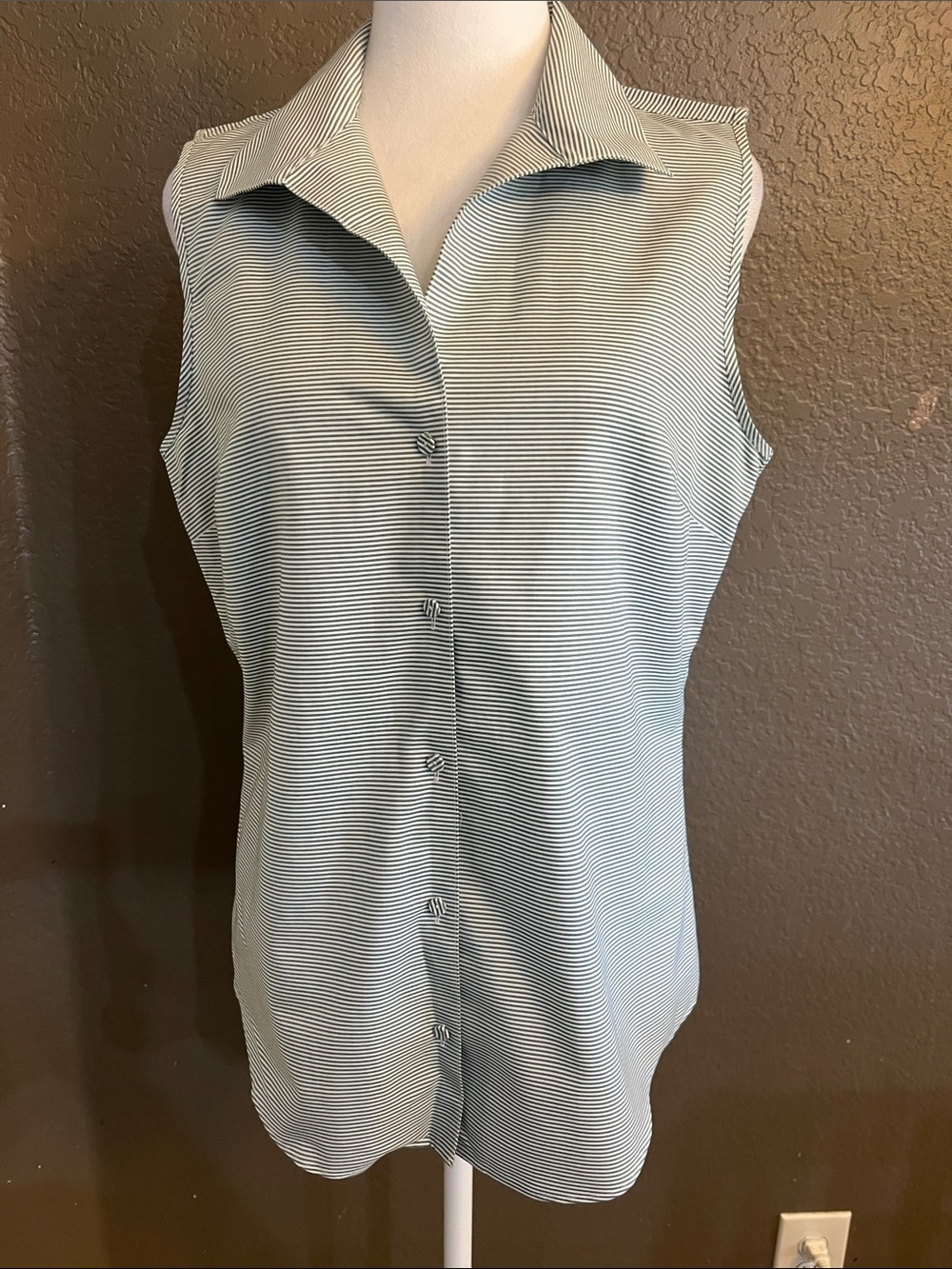 Talbots Sleeveless Micro-Stripe Button Front Top - Light green & White.